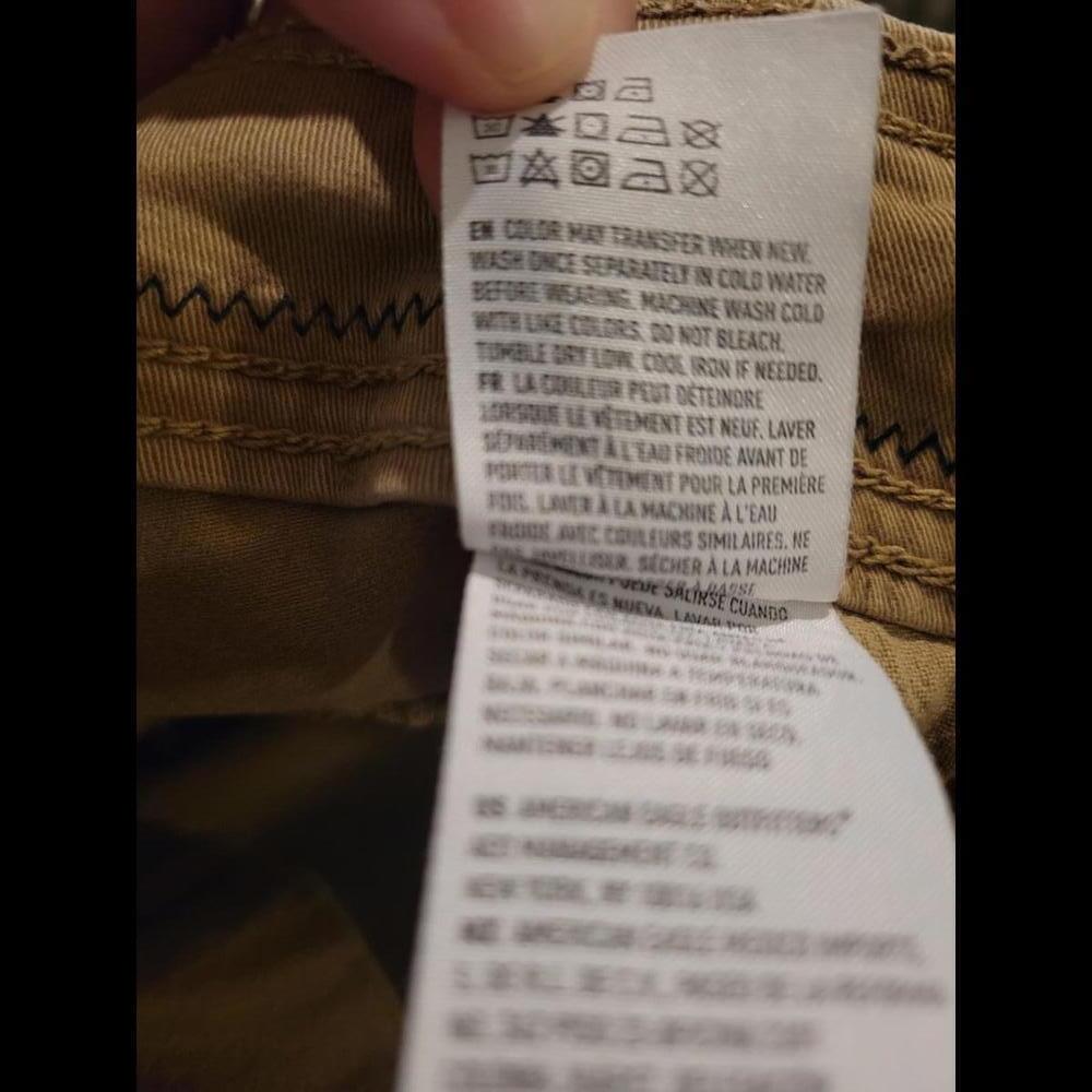 American Eagle Outfitters 26" tan khaki cargo shorts - Picture 6 of 6